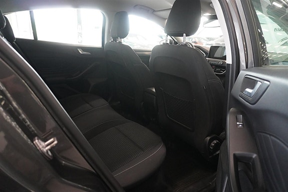 Ford Focus 7 of 9