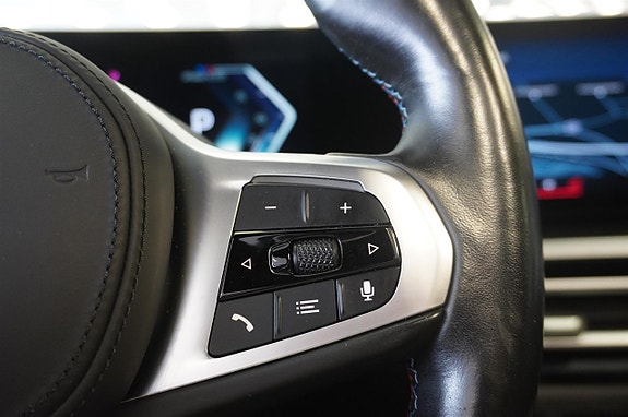 BMW i4 15 of 27