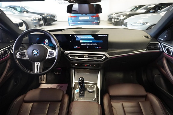 BMW i4 21 of 27