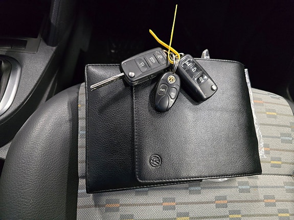 Volkswagen Caddy Maxi 15 of 25