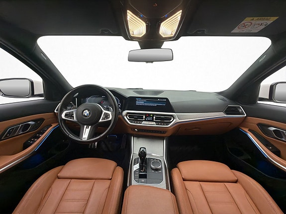 BMW 330e 12 of 30