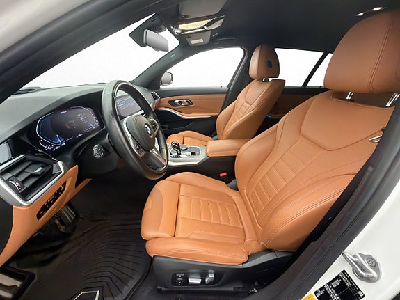 BMW 330e 11 of 30