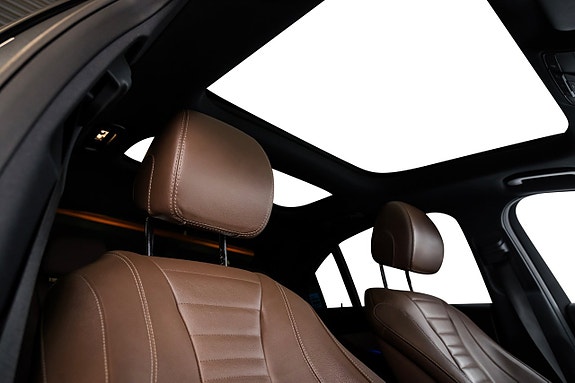 Mercedes-Benz E220 d 23 of 26