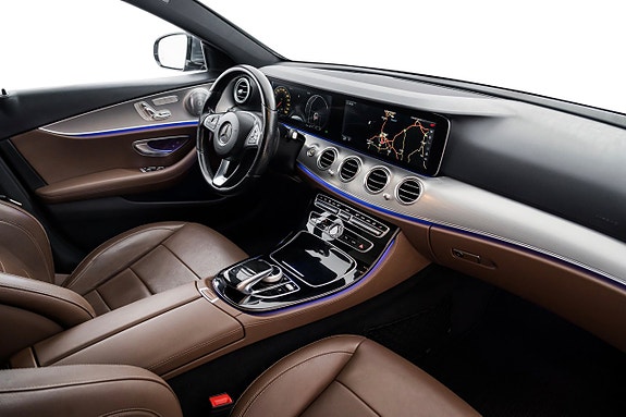 Mercedes-Benz E220 d 24 of 26