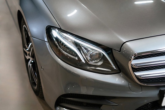Mercedes-Benz E220 d 9 of 26