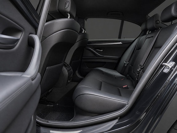 BMW 520d 18 of 19