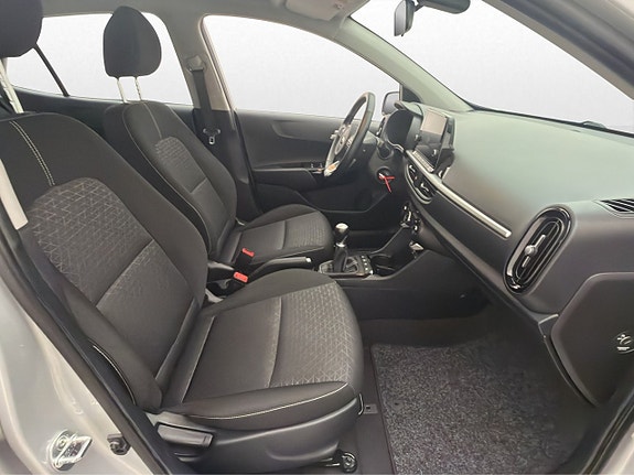 Kia Picanto 22 of 29