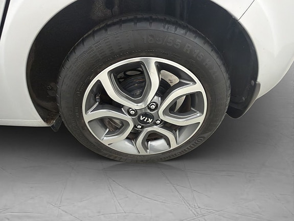 Kia Picanto 27 of 29
