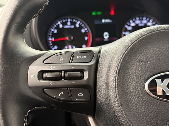 Kia Picanto 16 of 29
