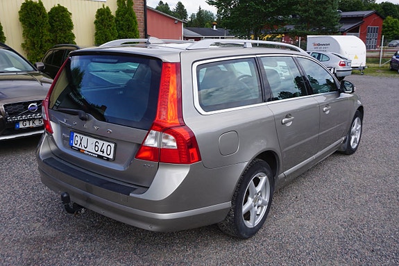 Volvo V70 5 of 5