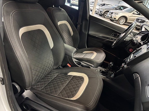 Kia Ceed 7 of 12