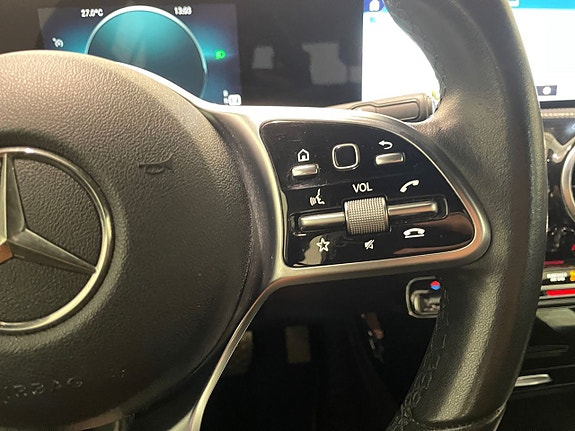 Mercedes-Benz A200 17 of 17