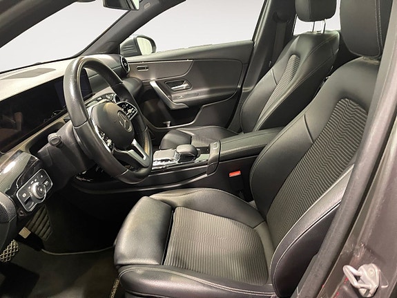 Mercedes-Benz A200 9 of 17
