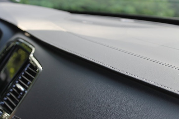 Volvo XC90 7 of 20