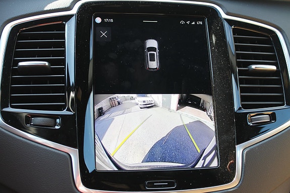 Volvo XC90 20 of 20