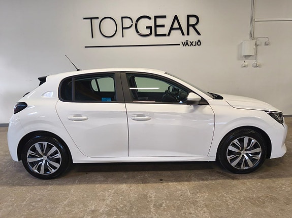 Peugeot 208 7 of 19