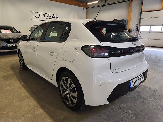 Peugeot 208 4 of 5