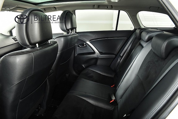 Toyota Avensis 7 of 17