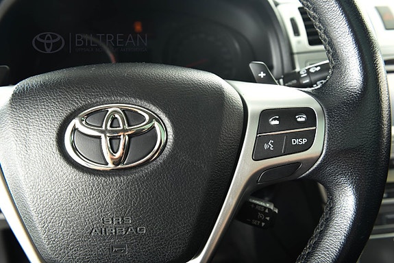 Toyota Avensis 11 of 17