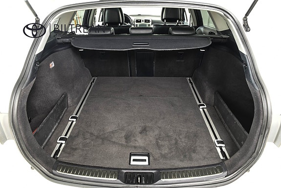 Toyota Avensis 9 of 17