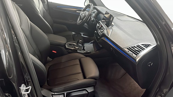 BMW X3 3 of 5