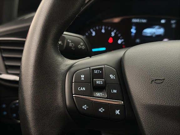 Ford Fiesta 14 of 28