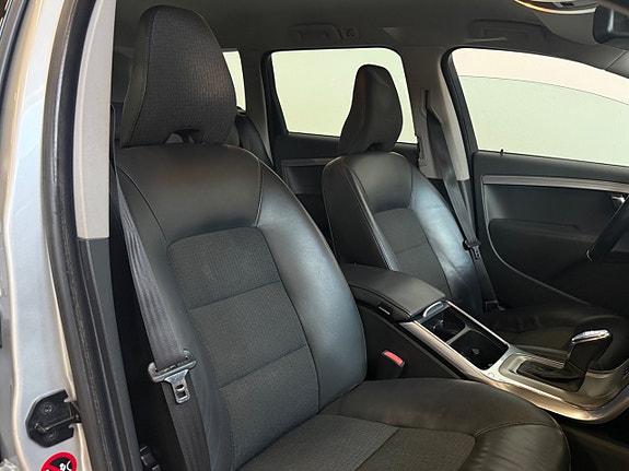 Volvo V70 11 of 21