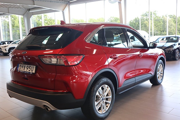 Ford Kuga 2 of 5