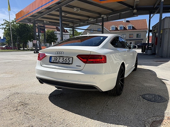 Audi A5 6 of 11