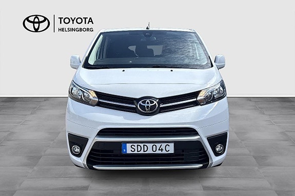 Toyota Proace Verso 2 of 7