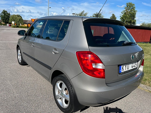 Skoda Fabia 2 of 5