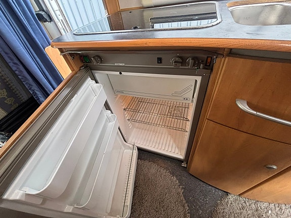 Hymer B 534 3500 kg / 6,10 lång / 1995 kr/månaden 7 of 9