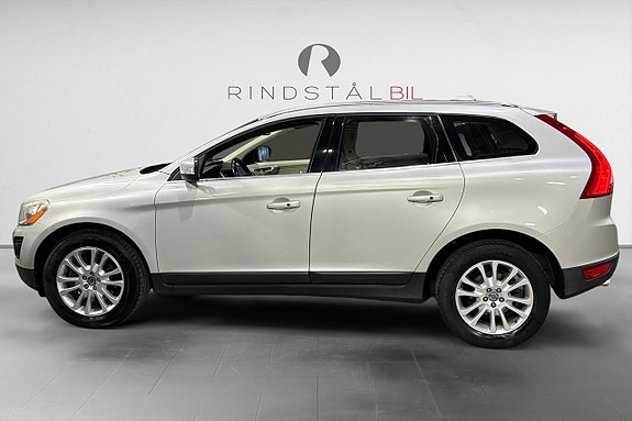 Volvo XC60 4 of 5