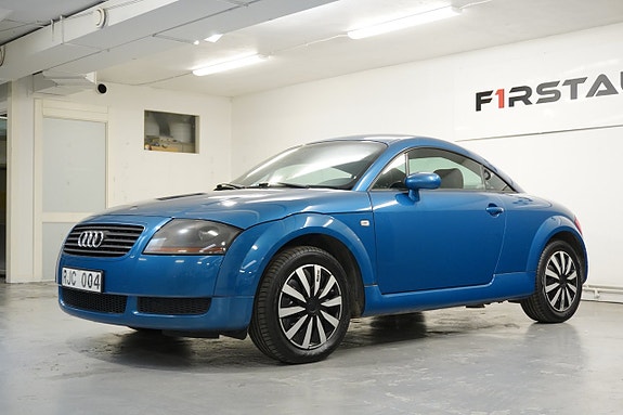 Audi TT 3 of 5