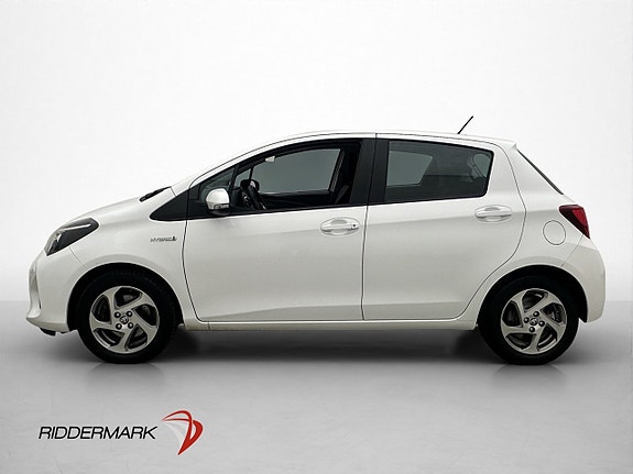Toyota Yaris 5 of 26