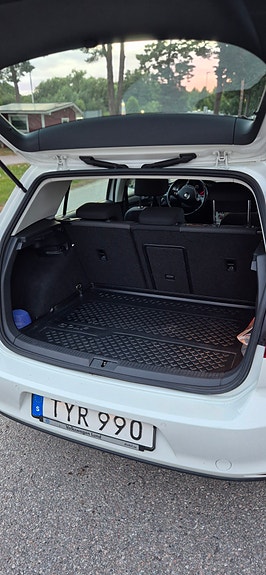 Volkswagen Golf VII 5 of 5