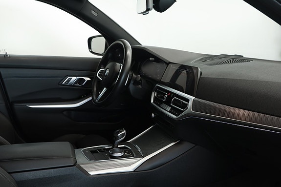 BMW M340i 9 of 15