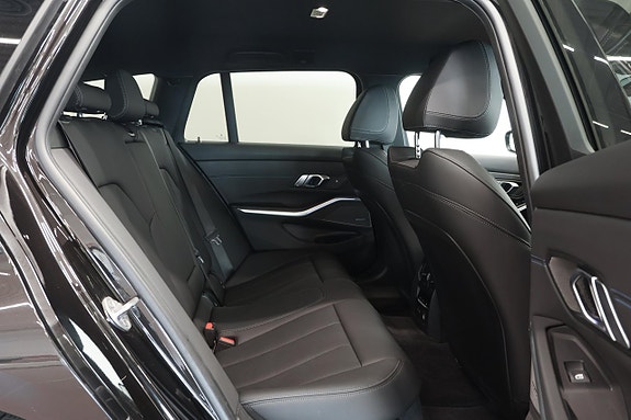BMW M340i 12 of 15
