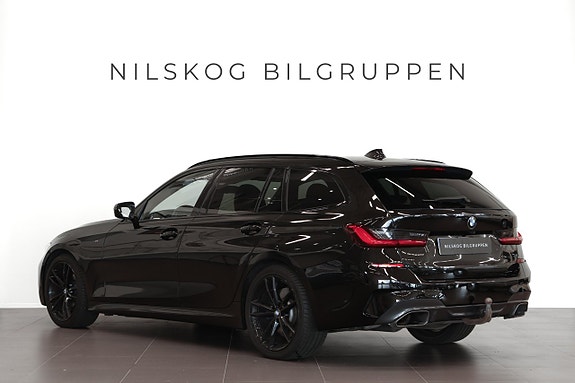 BMW M340i 4 of 5