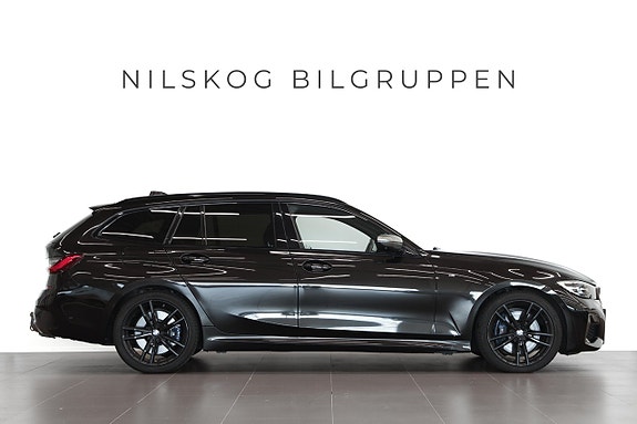 BMW M340i 3 of 5