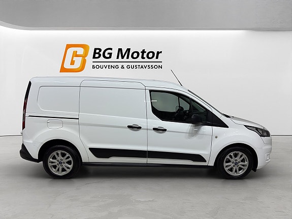 Ford Transit Connect 3 of 18