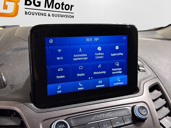 Ford Transit Connect 17 of 18