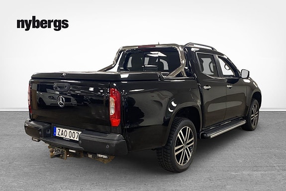 Mercedes-Benz X250 d 3 of 5
