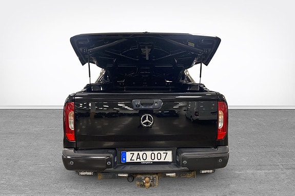 Mercedes-Benz X250 d 5 of 5