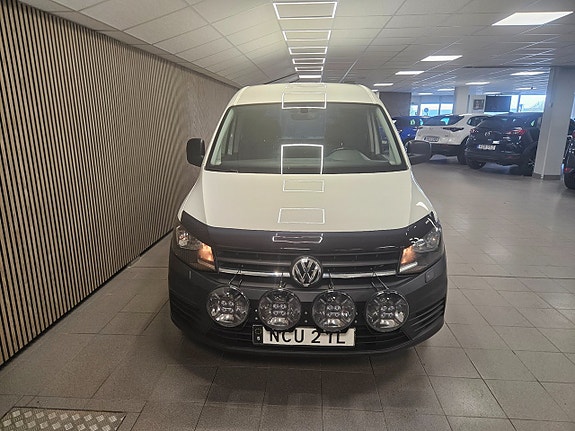 Volkswagen Caddy Maxi 2 of 5