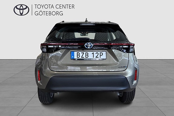 Toyota Yaris Cross 6 of 12