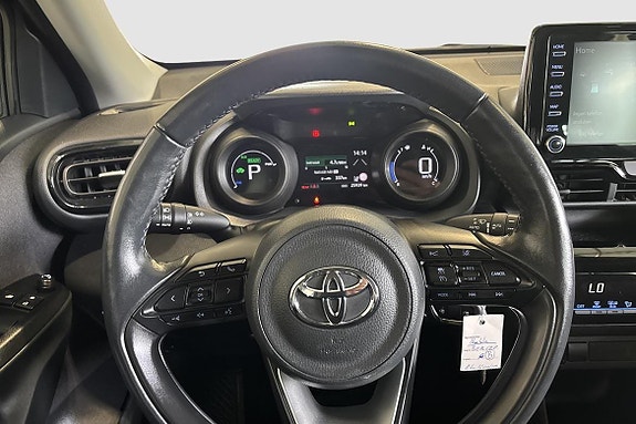 Toyota Yaris Cross 11 of 12