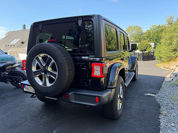 Jeep Wrangler Unlimited 5 of 5
