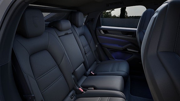 Porsche Cayenne 10 of 10