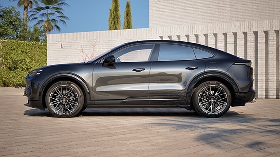 Porsche Cayenne Coupe 4 of 5